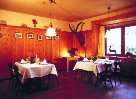 Gasthaus Alte Post Zillis Bagian luar foto